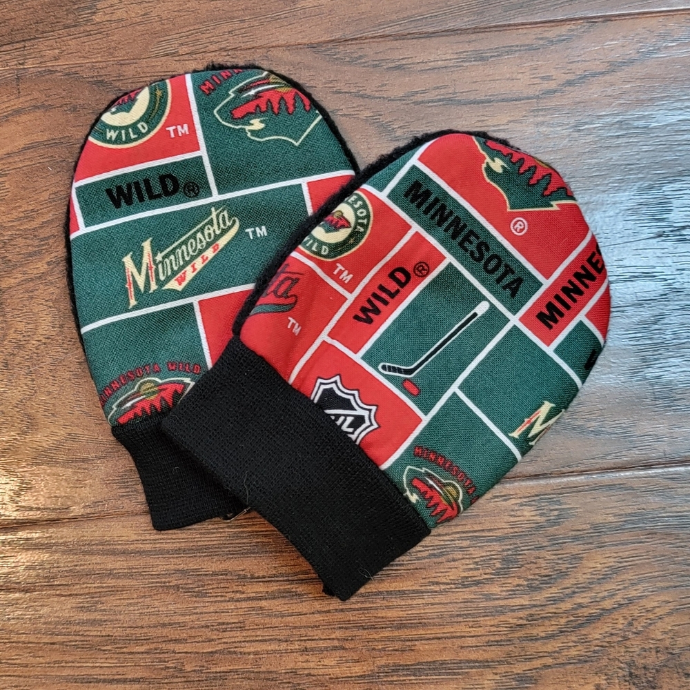 Minnesota Wild Hockey NHL Fleece Fabric Baby Mittens